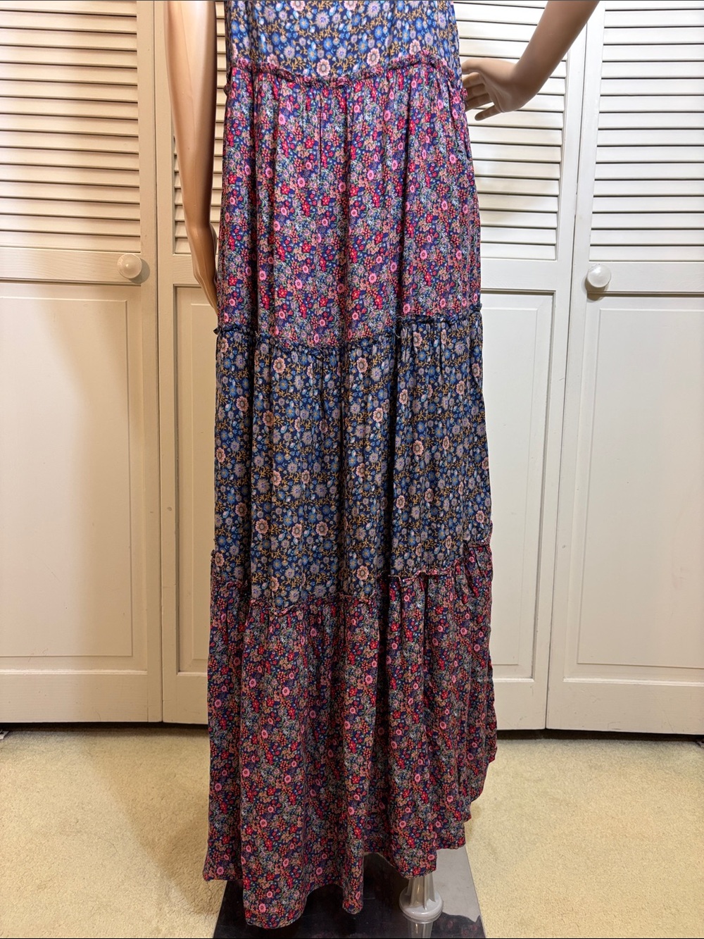NATURAL LIFE Kaia Floral Tiered Maxi Dress Large/XL - Picture 11 of 14